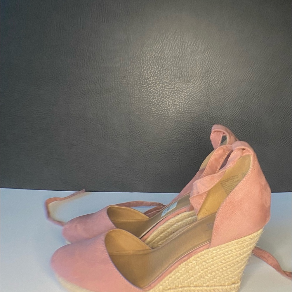 Pink Wedges - Picture 3 of 5